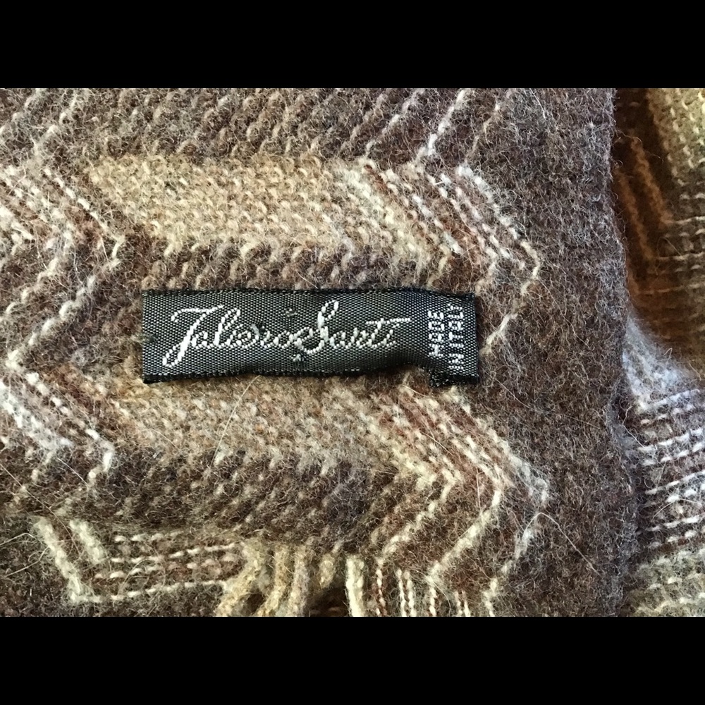 100% Wool Faliero Sarti Chevron Scarf - Italy